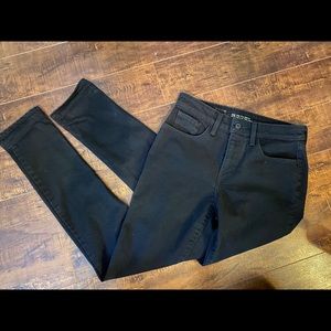 Levis high rise skinny jeans!